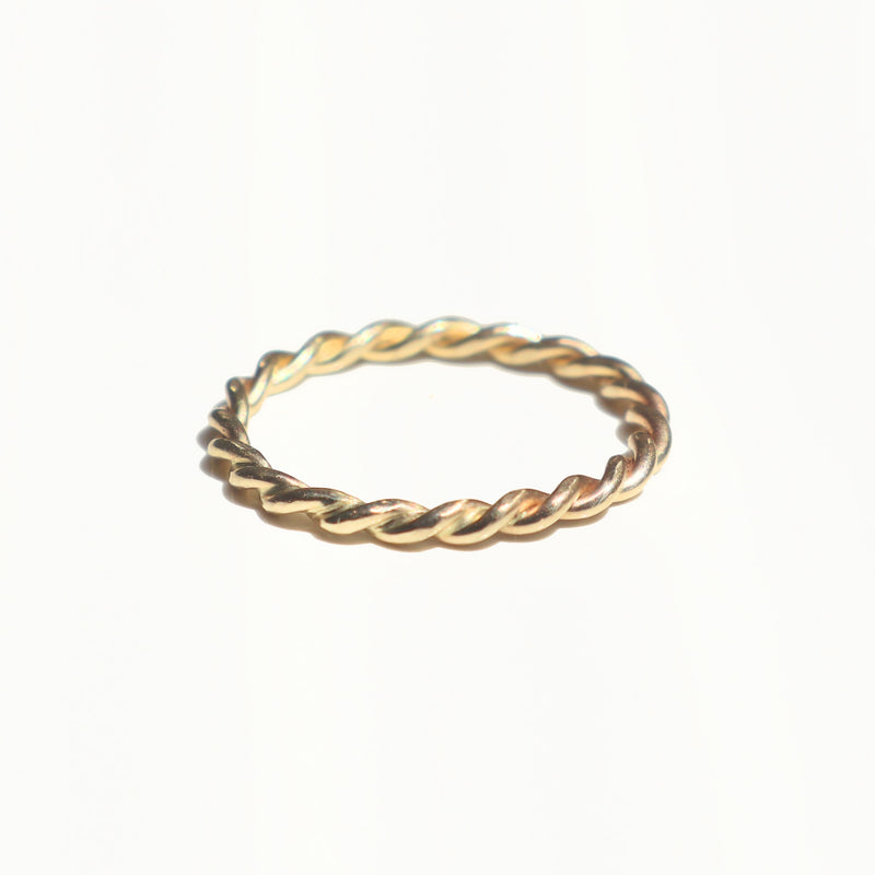 2mm Rope Twisted Gold Ring